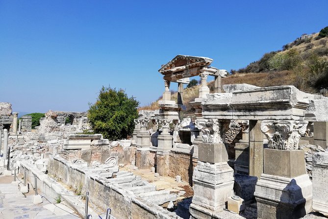 ALL INCLUSIVE Private Ephesus, House of Mary, LUNCH, Entrances - Guides, personality, and the storytelling you will actually feel