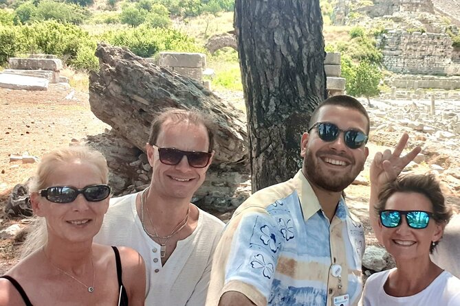 All Inclusive Private Ephesus, Village Tour and Traditional Lunch - Lunch at Bizim Ev Hanımeli Restoran in Selcuk: a real break, not a pit stop