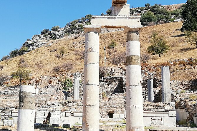 All Inclusive Private Half-Day Ephesus and Sirince Village Tour with Lunch - Lunch in Sirince: Mezes, Main Dish, and Soft Drinks