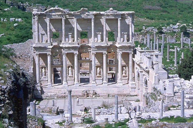Ephesus and Temple of Artemis Private Tour from Kusadasi Port - Stop 1: Ancient Ephesus highlights, from the Odeion to the Grand Theater