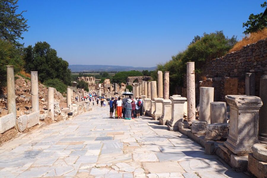 Ephesus Bible Study Tour from Kusadasi or Izmir - Lunch timing and the shopping question you should ask yourself