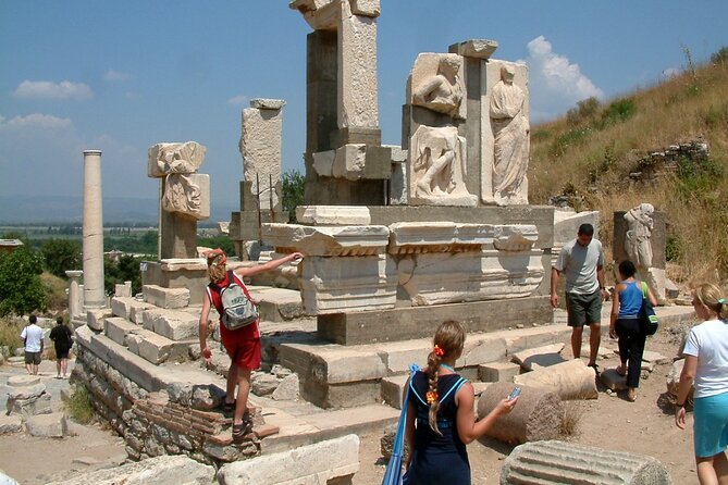 Ephesus : Express Entry From Kusadasi Port - First Step: From Kuşadası Port to the Upper Gate in One Smooth Move