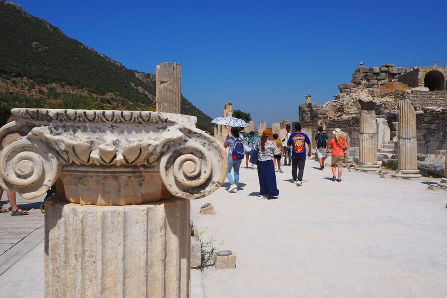 Ephesus: Half-Day Tour from Kusadasi - Temple of Hadrian and the Medusa Detail That Makes You Look Twice