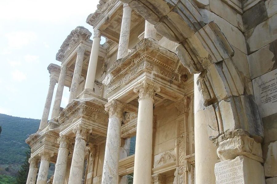Ephesus: House of Virgin Marry & Artemis w Lunch & Ticket - Pace, comfort, and who should book this kind of tour