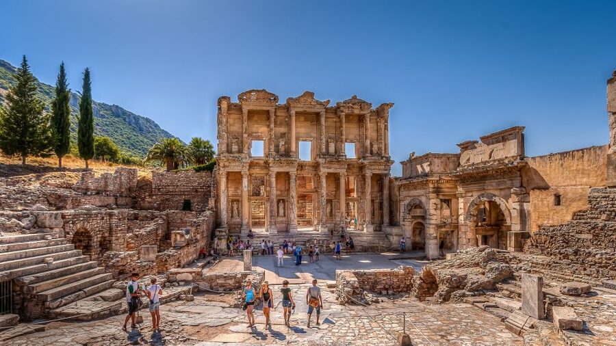 Ephesus: Local Tour Guide - Curetes Street and Hadrian Temple: Where the Route Sets Up the Terrace Houses
