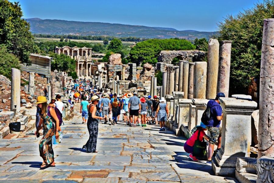 Ephesus: Private Full-Day Tour From Kusadası - Temple of Artemis: What You Admire Even When It Is Not Whole