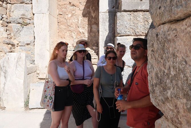 Ephesus Shore Excursion from Kusadasi Port with Guide - From Kuşadası Port To the First Stops, How the Day Flows