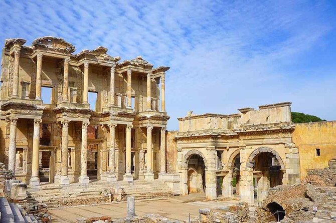 Ephesus Small Group Tour From Kusadasi - Selcuk - Meryemana on Mount Koressos, a calm start with real specifics