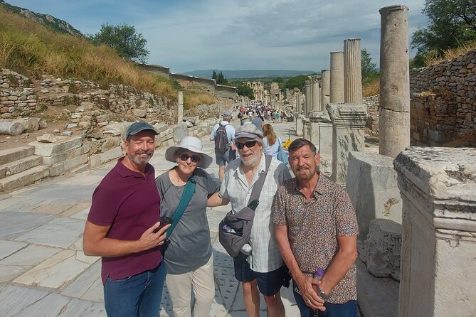 FOR CRUISERS : Ephesus Tour with Lunch - Lunch at a carpet-weaving cooperative: included and practical