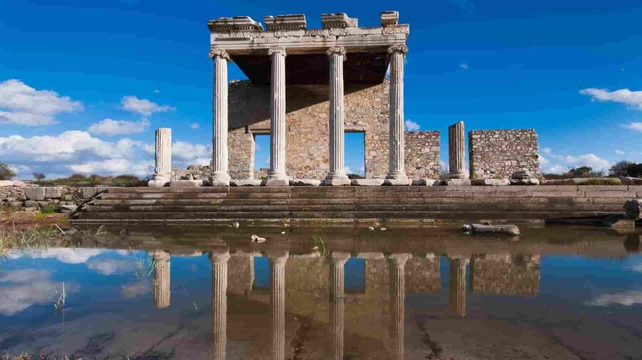 From Istanbul: 2-Day Ephesus, Pamukkale, & Hierapolis Tour - Overnight base: Selcuk or Kusadasi, and why that location helps