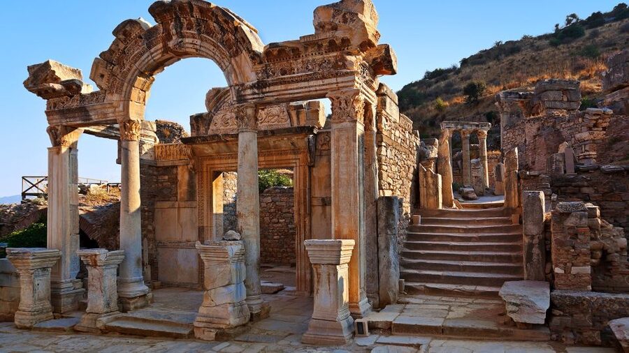 From Kusadasi: Ephesus and Pamukkale 2 Day Private Tour - Ephesus and Pamukkale in 2 days: a smart combo, if you handle the pace