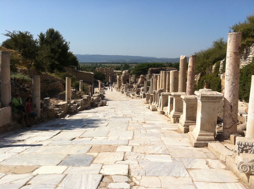 From Kusadasi: Ephesus Private Guided Tour - Why Kuşadası is a great jump-off point for Ephesus