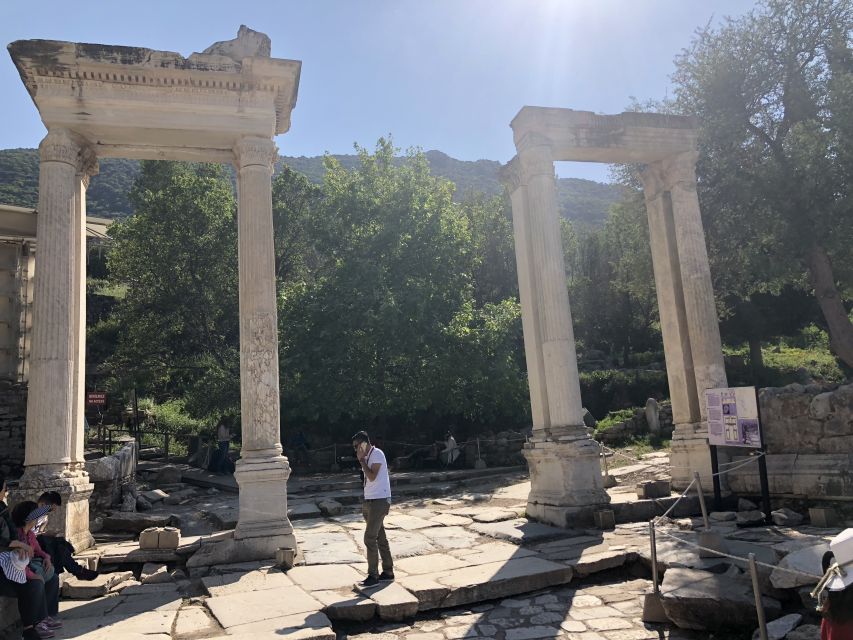 From Kusadasi: Full Day Private or Small Group Ephesus Tour - Which guides shine, and how to ask for the right vibe