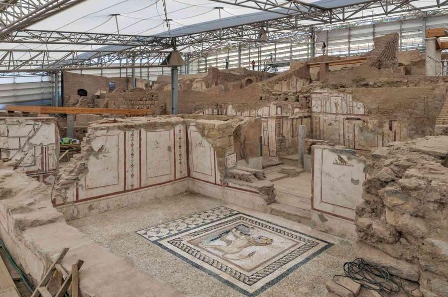 From Kusadasi Port: Best of Ephesus Tour (Skip-the-line) - Ephesus Archaeological Museum, Six Chambers That Put Artifacts in Reach