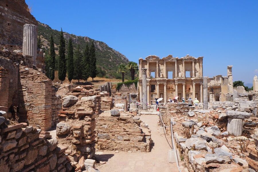 From Kusadasi Port: Ephesus Full-Day Private Trip - Crowd levels, shade, and what to pack so the day stays fun