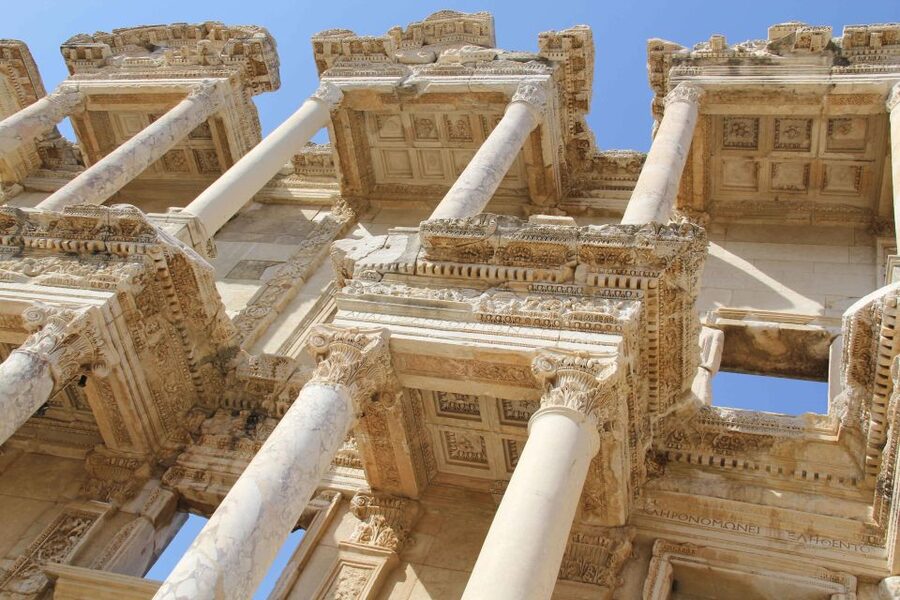 From Kusadasi Port: Private Ephesus Guided Tour - House of the Virgin Mary: a spiritual stop with a viewpoint