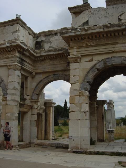 Full-Day Ephesus & Terrace Houses Tour - Entry Fees Included - Odeion Theatre: The One Ruin You Shouldn’t Rush