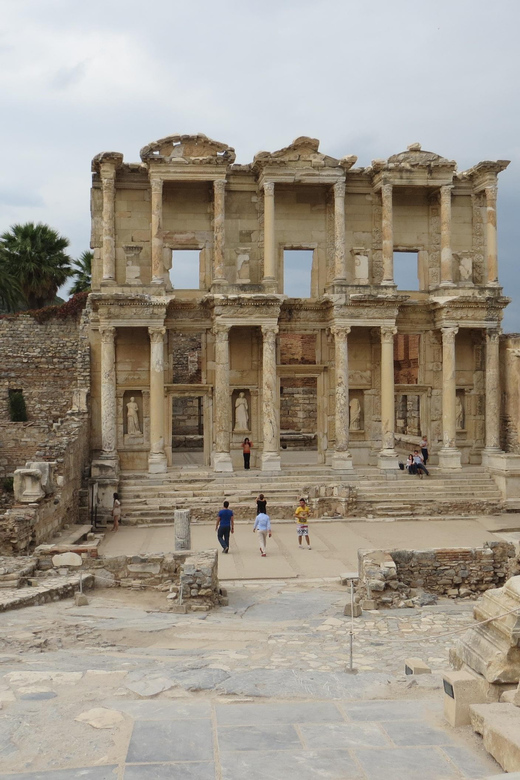 Guided Icmeler Ephesus Tour w/ Breakfast & Lunch - Ephesus is not just ruins, it is an open-air timeline