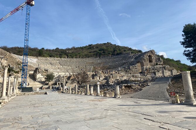 History and relaxation: Ephesus with the Turkish Bath route - Timing that helps: early Ephesus, split stops, and air-conditioned transport