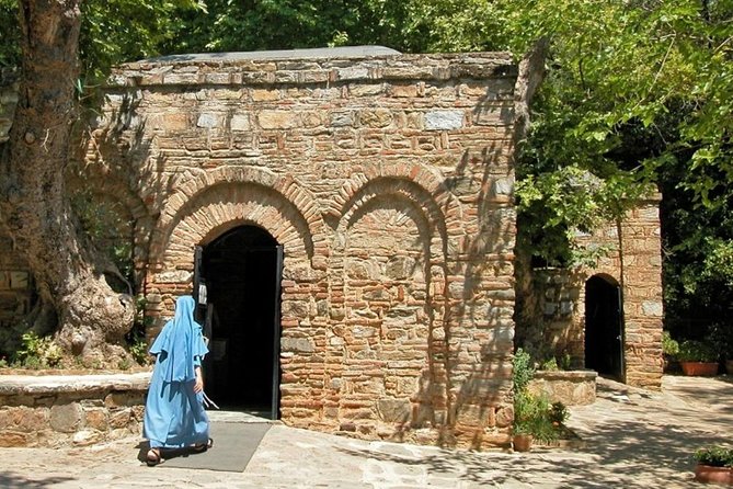Izmir Shore Excursion: Day Trip to Ephesus and House of Virgin Mary - Smaller ancient stops: Odeion and Theatre moments