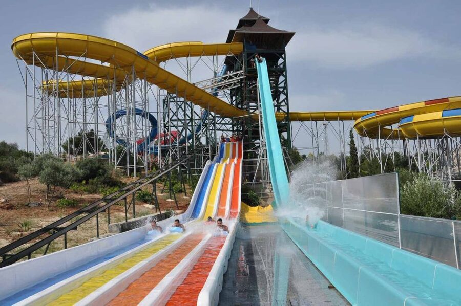 Kusadasi: Adaland AquaPark Entry Ticket - Tube rides and twisting splash slides: Black Hole, Yellow Python, Tarantula