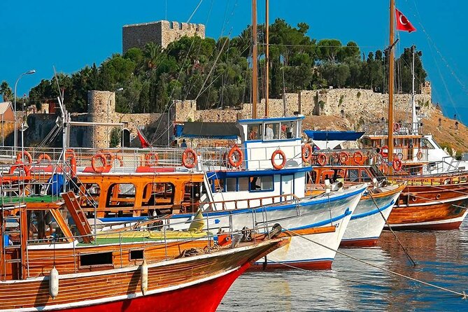 Kusadasi Boat Trip With Lunch And Hotel Transfer - Entering the Aegean from Kuşadası Limanı (what makes this trip work)