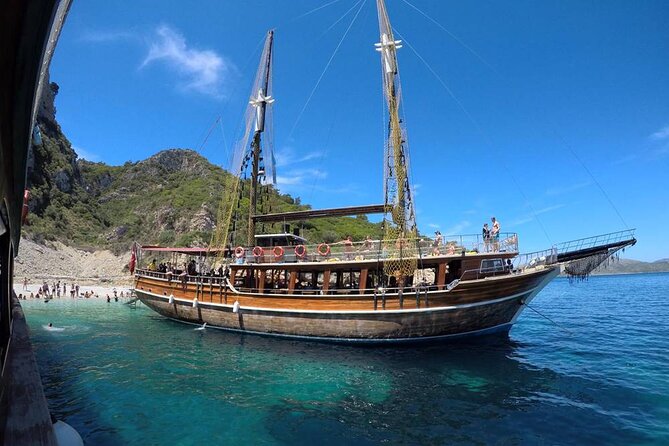 Kusadasi Boat Trip With Lunch And Hotel Transfer - Hotel pickup and meeting point, how to avoid the most common mistake