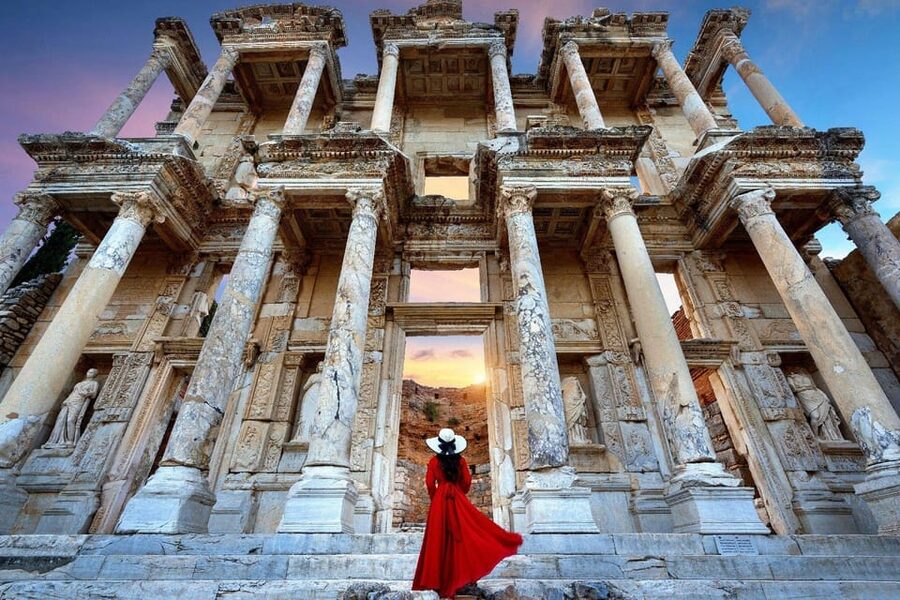 Kusadasi: Ephesus, House of Virgin Mary, and Temple Tour - House of the Virgin Mary: modest dress, reflection time, and the spring water pause