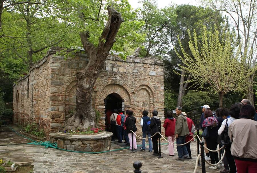Kusadasi: Ephesus Private or Group Tour for Cruise Guests - Lunch and Turkish Handicrafts: Food, Local Texture, and a Chance to Watch Makers