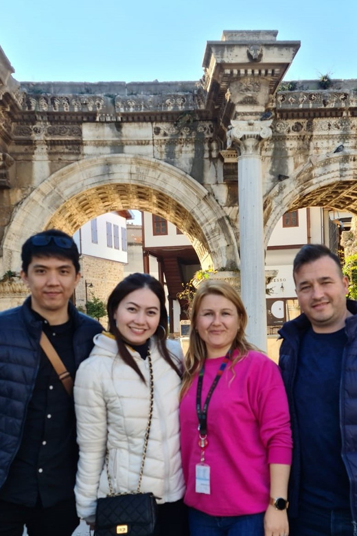 Kusadasi: EPHESUS PRIVATE PORT TOUR FOR CRUISES-SAVE TIME - The guide matters, and you can feel the difference