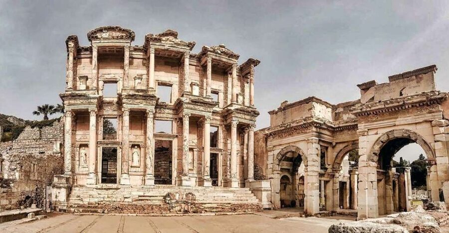 Kusadasi: Ephesus Small Group Tour - Finding your group: pickup at Kusadasi or Selcuk