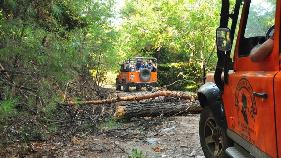 Kusadasi : Jeep Safari Tour - The Waterfall Climb, Rough Terrain, and Samos on Clear Days