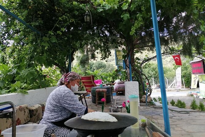 Kusadasi Selcuk Ephesus Gourmet and Street Food Tour - Baklava, countryside alcohol tastings, and time for sweet shopping breaks