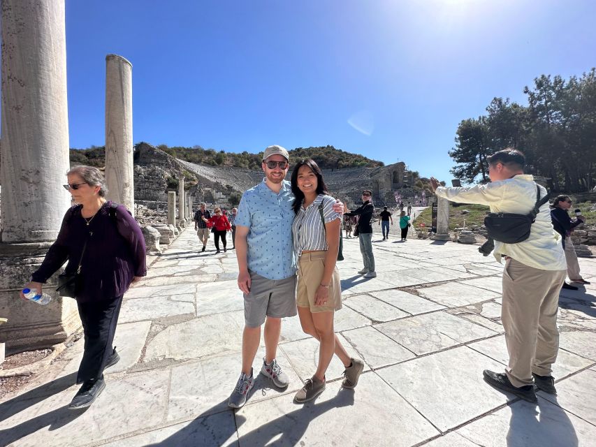 Legendary Memories:Ephesus&House of Mary and Bath Experience - Selcuk Lunch Break: A Reset in the Middle of the Day
