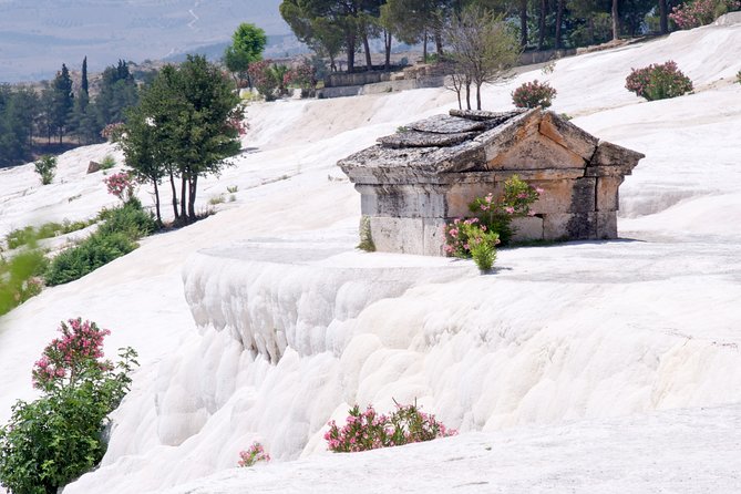 Pamukkale Day Tour from Selcuk - Pamukkale and Hierapolis from Selçuk: why this day tour works