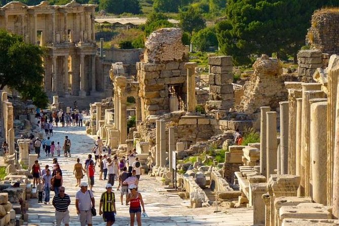 Private Ephesus and Sirince Village Tour from Kusadasi port only - Temple of Artemis: ruins with real drama