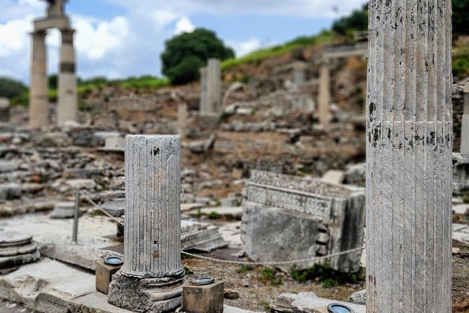 Private Ephesus, House of Virgin Mary, St John Basilica & Lunch - Terrace Houses add-on: worth it only if you love the detail