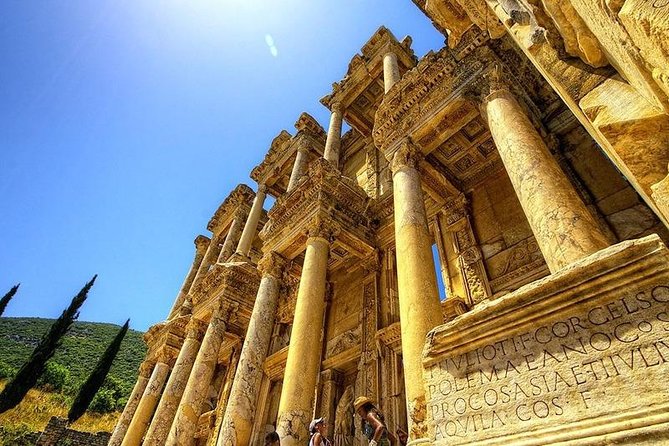 Private Ephesus & Temple of Artemis Tour + Optional Fine Dining - Ephesus Experience Museum: a 20-minute time travel stop