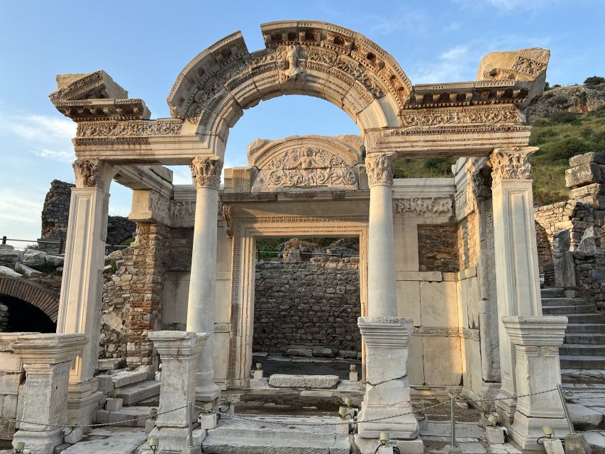 Private Halfday Ephesus Tour with Temple of Artemis Tour - A half-day sprint that still makes sense