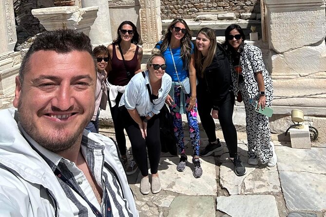 Private PANORAMIC Ephesus & Surroundings - The A/C minivan and small-group feel (max 15)