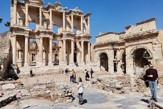 Private Tour of Ephesus, Artemis Temple and Sirince Village - Gazi Begendi Park Viewpoint, the Best Kind of Ending