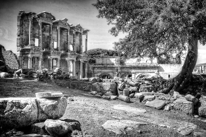Shore Excursion 1 or 2 Day Private Tour from Kusadasi Port for Ephesus-Pergamon - Stop 5: Temple of Artemis, and why “seven wonders” matters