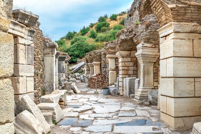 SKIP-THE-LINE: BEST-SELLER PRIVATE EPHESUS TOUR for Cruise Guests - Stop 4: Temple of Artemis, a quick seven-wonders-style stop (about 15 minutes)