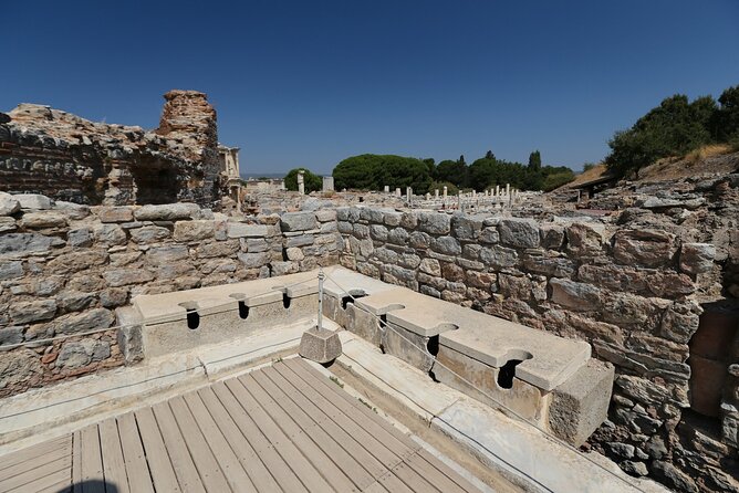Small Group Ephesus & Sirince Village Tour From Kusadasi / Selcuk Hotels - State Agora and Temple of Hadrian: Small Stops, Strong Payoff