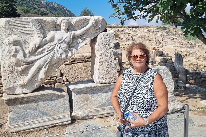 Small Group(MAX 12)EPHESUS&HOUSE OF VIRGIN MARRY TOUR FORCRUISERS - Stop 3: Meryemana (House of the Virgin Mary) and the Wishing Wall Time