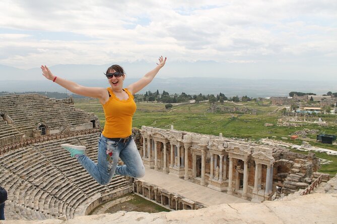 Small Group Pamukkale Day Tour from Selcuk or Kusadası - Stop 1: Pamukkale Thermal Pools, Your 1-Hour Big Moment