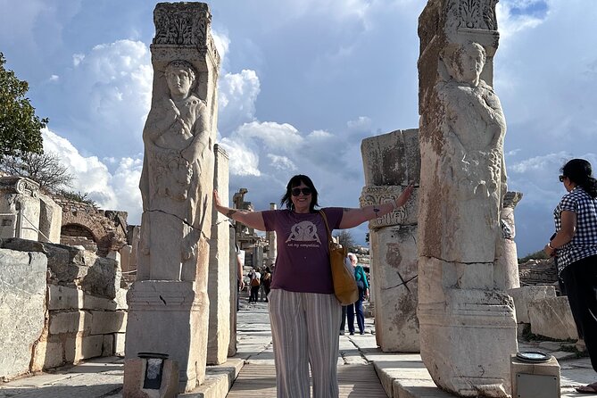 Time Travel in Ephesus: Affordable and Spectacular Experience - Leather Factory Refreshments: Drinks That Turn Waiting Into a Break